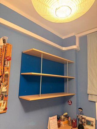 Estantería de pared con 3 baldas