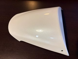 Tapa colín Triumph Street Triple R 2011