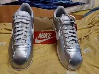 Zapatillas Nike Cortez Plateadas Talla 44