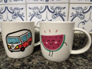 Set de 2 Tazas con Dibujos