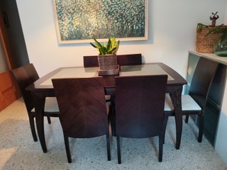 Mesa de Madera y 6 Sillas Color Wengué