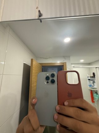 Apple iPhone 16 Pro