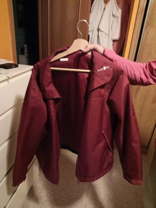 Chaqueta Impermeable Roja Talla M