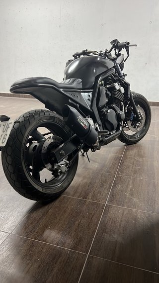 Cafe Racer (Yamaha Fazer)