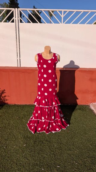 613 Vestido de flamenca rojo con lunares blancos
