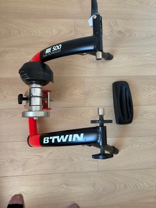 Rodillo B'Twin In'Ride 500 y soporte