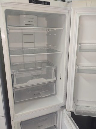Nevera Combi idensit