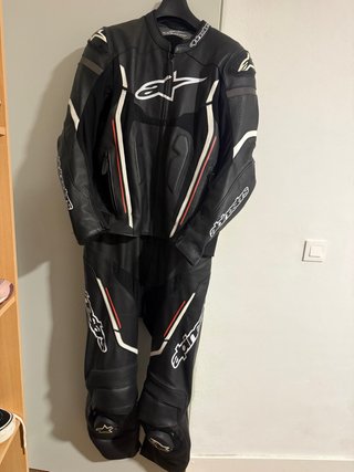 Mono de moto Alpinestars talla 56 2 piezas