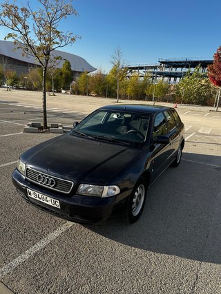 Audi A4 1996 B5 V6