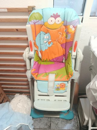 Trona para bebé con estampado colorido