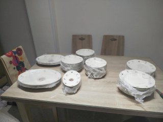 Vajilla de Porcelana de la fábrica de San Claudio