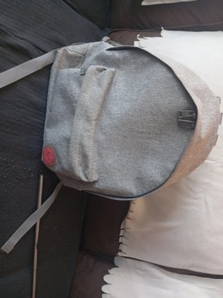 Mochila Escolar Roxy Gris.