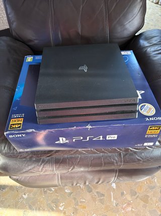 PS4 Pro (PlayStation 4 Pro) con 2 mandos 1 TB