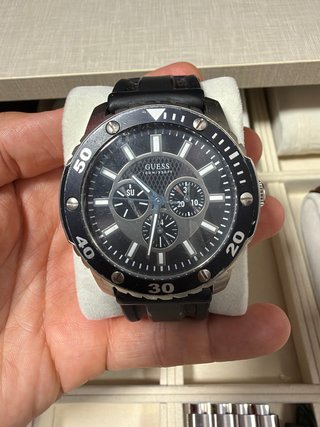 Reloj Guess Negro