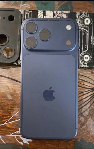 iPhone 17 Pro Max Azul