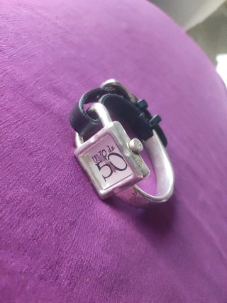 Reloj Uno de 50