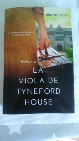 La viola de Tyneford House