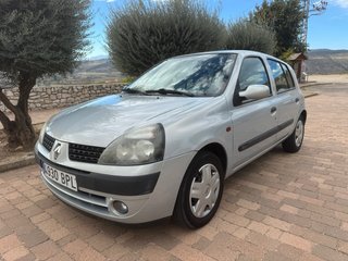 Renault Clio 2001