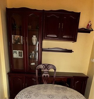 Mueble de salón de madera