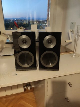 2 Altavoces LG Negros