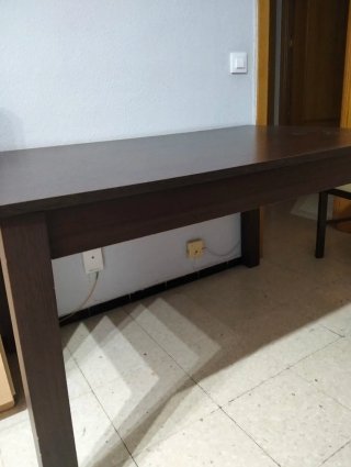 Mesa de Comedor de Nogal 130x85 cm