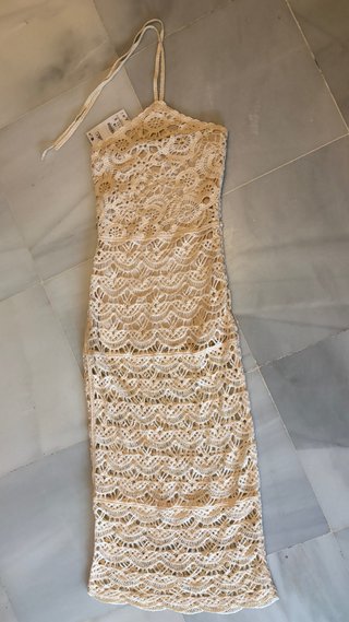 Vestido Zara de encaje beige Talla S