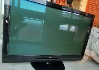 Televisión LG Negra