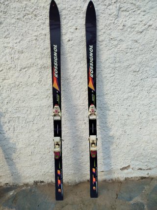 Esquís Rossignol Series 3 con fijaciones Salomon