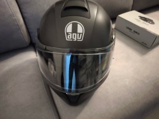 Casco Modular AGV Talla L con intercomunicador