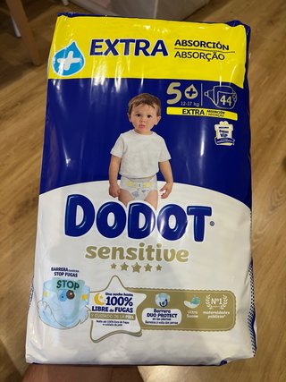 Pañales Dodot Sensitive Talla 5+ (44 unidades)