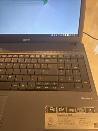 Portátil Acer TravelMate 5335