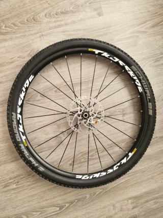 Rueda Delantera MAVIC 29 con Neumático