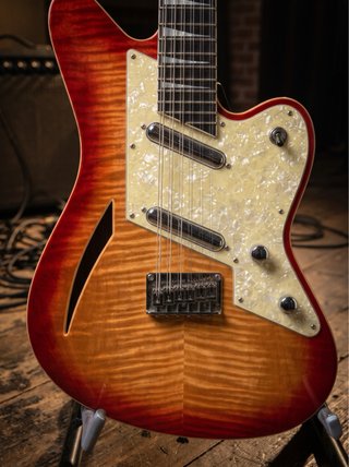 Charvel Surfcaster XII CherryBurst 90s MIJ + malet
