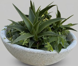 Jardinera hormigón y piedra
