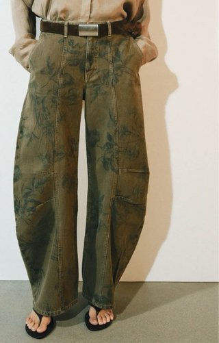 Pantalón Zara Flores Verde Talla 34