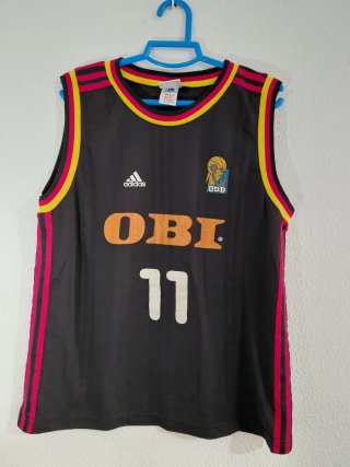 Camiseta Baloncesto Adidas Negra