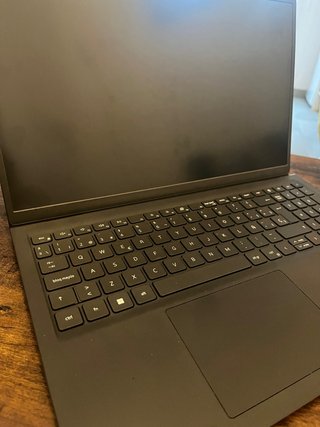 Portátil Dell Vostro 3520 i5 16GB RAM 512GB SSD