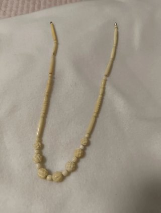 Collar corto de cuentas