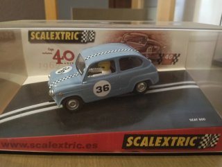 Scalextric SEAT 600 Edición 40 Aniversario