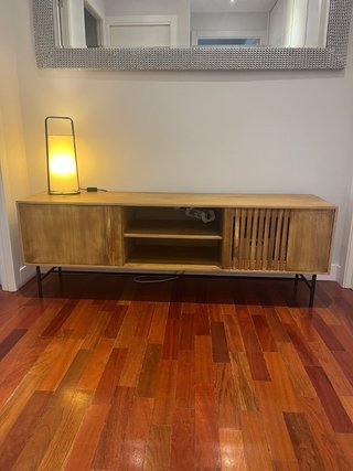 Mueble TV de madera