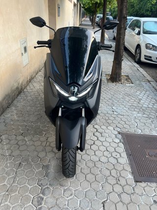 Yamaha NMAX 125 Negra