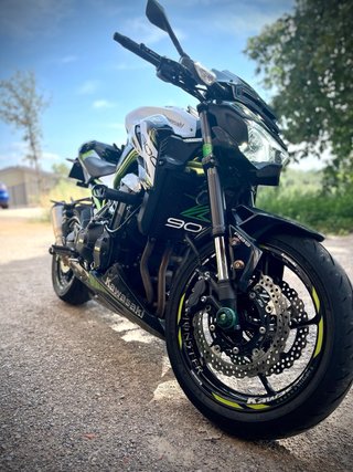 Kawasaki Z900