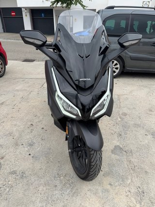 Honda Forza 125 (2024)