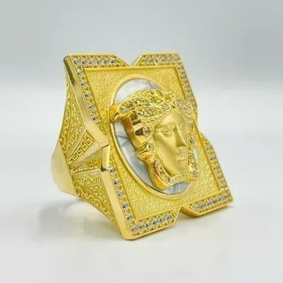 Anillo Medusa Nacar Cuadrado 18K