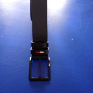 Cinturón de cuero sintético 120cm