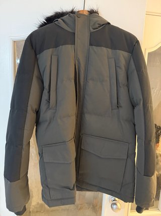 Chaqueta acolchada con capucha