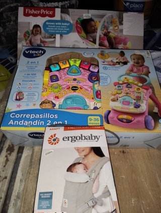 Andador VTech y Mochila Portabebé Ergobaby