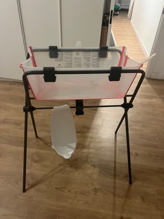 Bañera Stokke Flexi Bath con Patas y accesorio