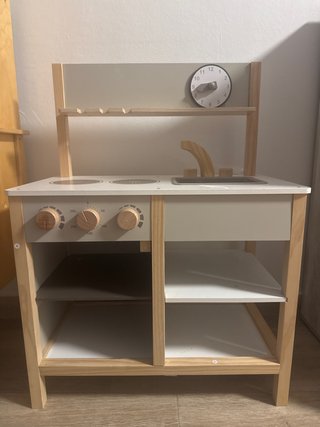 Cocinita infantil de madera