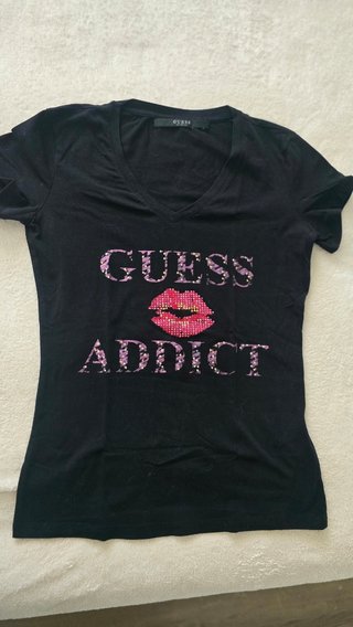 Camiseta Guess Negra